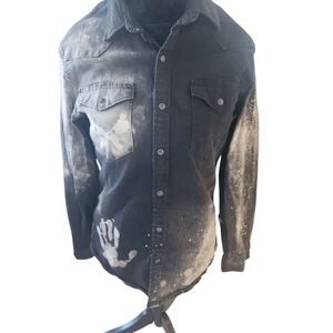 Wrangler, Black Denim Shirt/jacket with White Paint Splatter. Med.